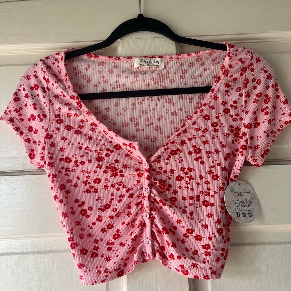 NWT Crop top
